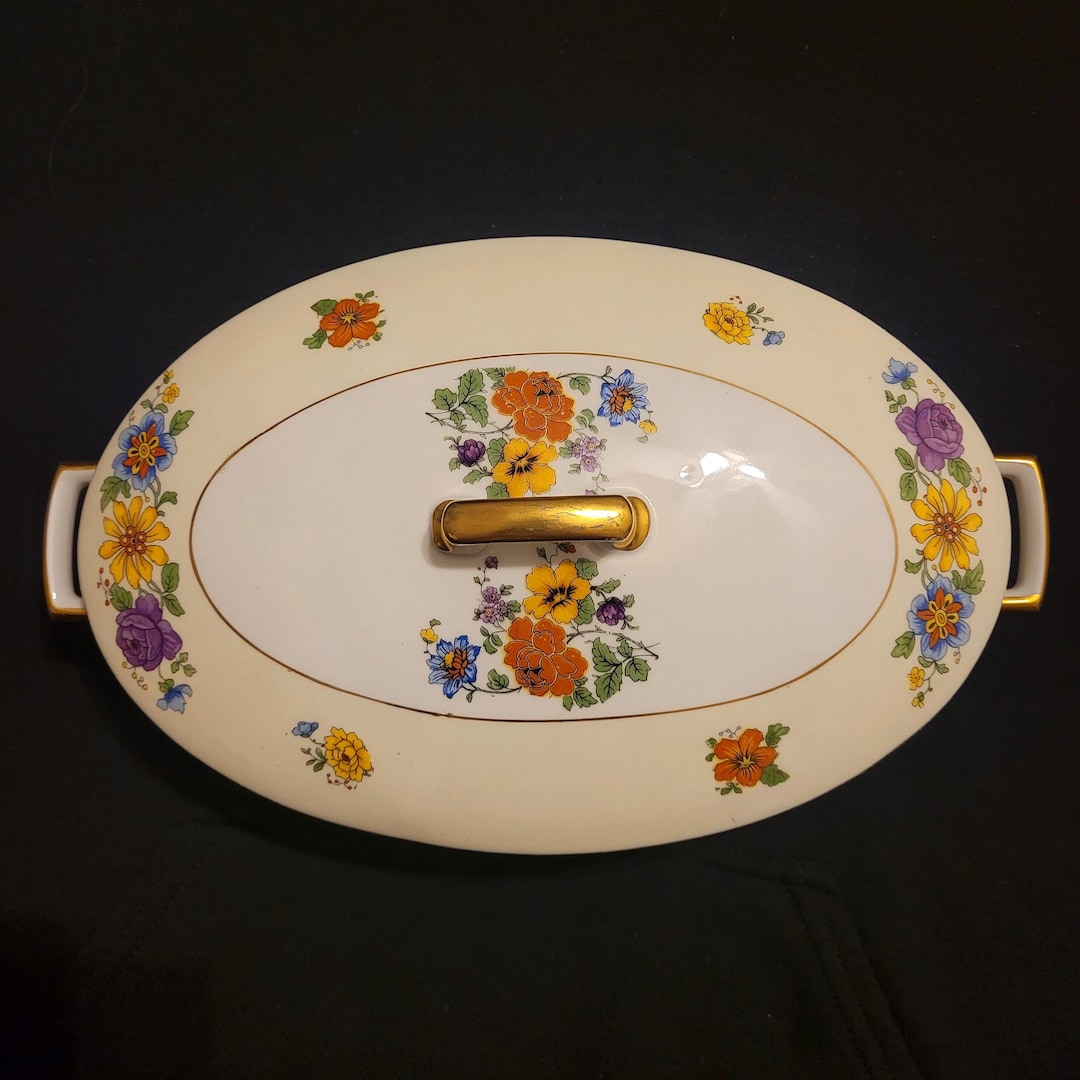 Satterfield Pottery Oval Casserole main image 1