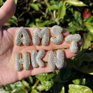 Grande pingente inicial de bolha de luxo, pingente de letra personalizado preenchido com ouro 18K, colar de letras do alfabeto pavimentado com zircônia cúbica, presente para ela