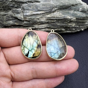 Natural Flash Labradorite Pendant,Gold Plated Gemstone Pendant,Gift for Her
