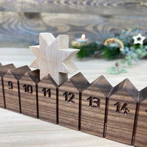 Adventskalender Holzleiste mit Stern graviert, Nussbaum Bild 3