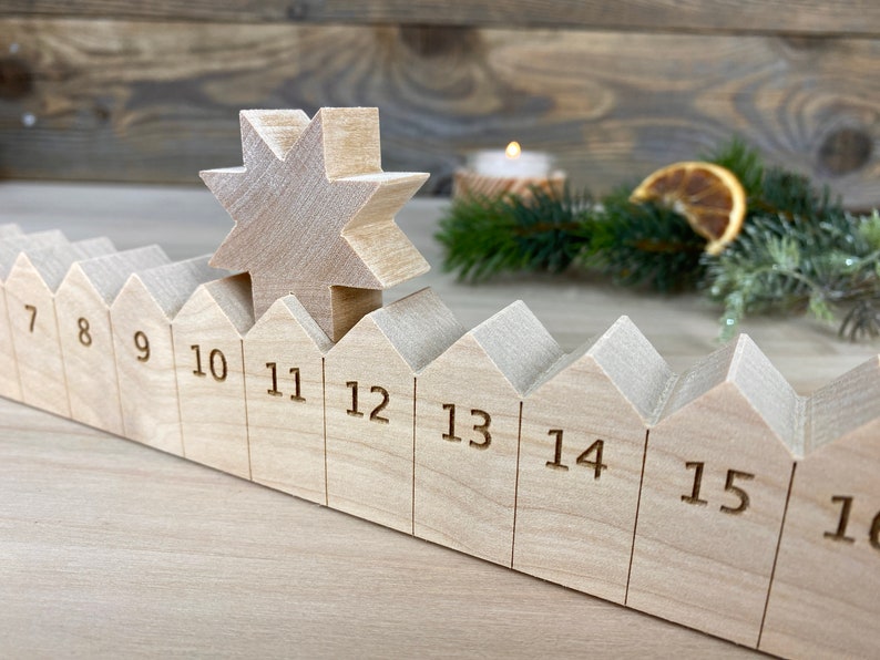 Adventskalender Holzleiste mit Stern mit Lasergravur, Erle Bild 3