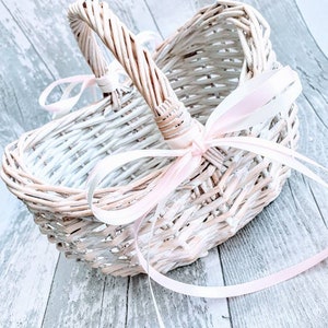 White Flower Girl Basket. Bridesmaid Flower Basket. White Mini Shopper. Children Basket.