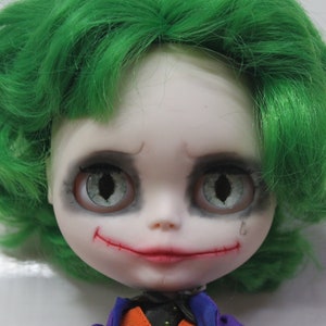 ジョーカーブライス人形 カスタムブライス人形 ジョーカーオーク 緑の髪のブライス人形 ブライスピエロ人形 ピエロブライス人形 異なる目のブライス