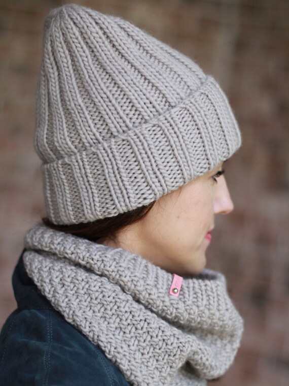 Slouchy wool hat and infinity scarf set for women, hand knitted with premium Peruvian wool