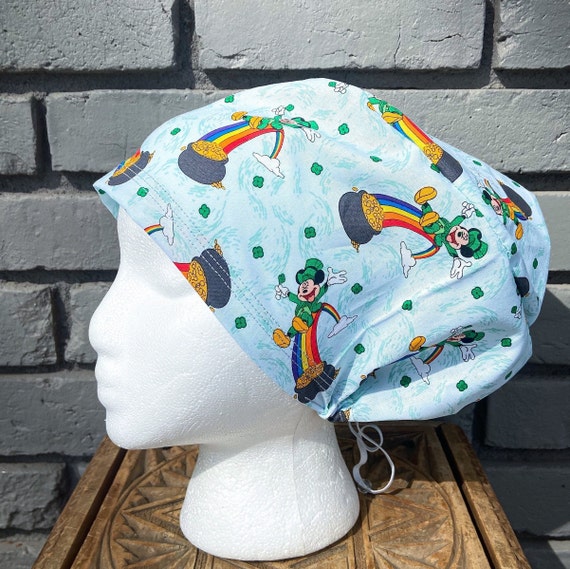 St Patricks Scrub CapSurgical Scrub Cap, Scrub Cap for Woman, Scrub Hats, Euro Scrub Cap for Woman with Toggle, Four Leaf Clover