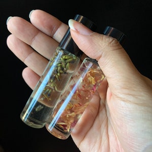 Aromatherapy Herbal essential oil blend | toxin free perfume oil