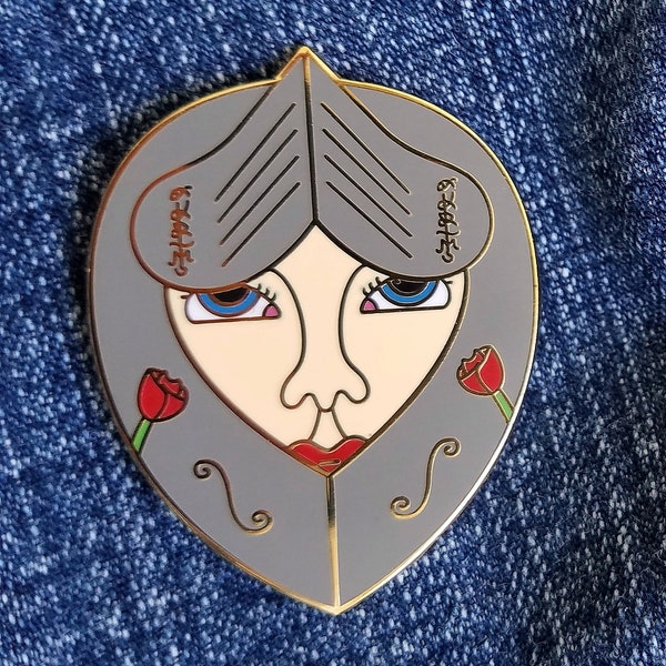Knight enamel pin