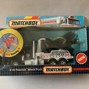 Matchbox Superkings K-121 Peterbuilt Wreck Truck