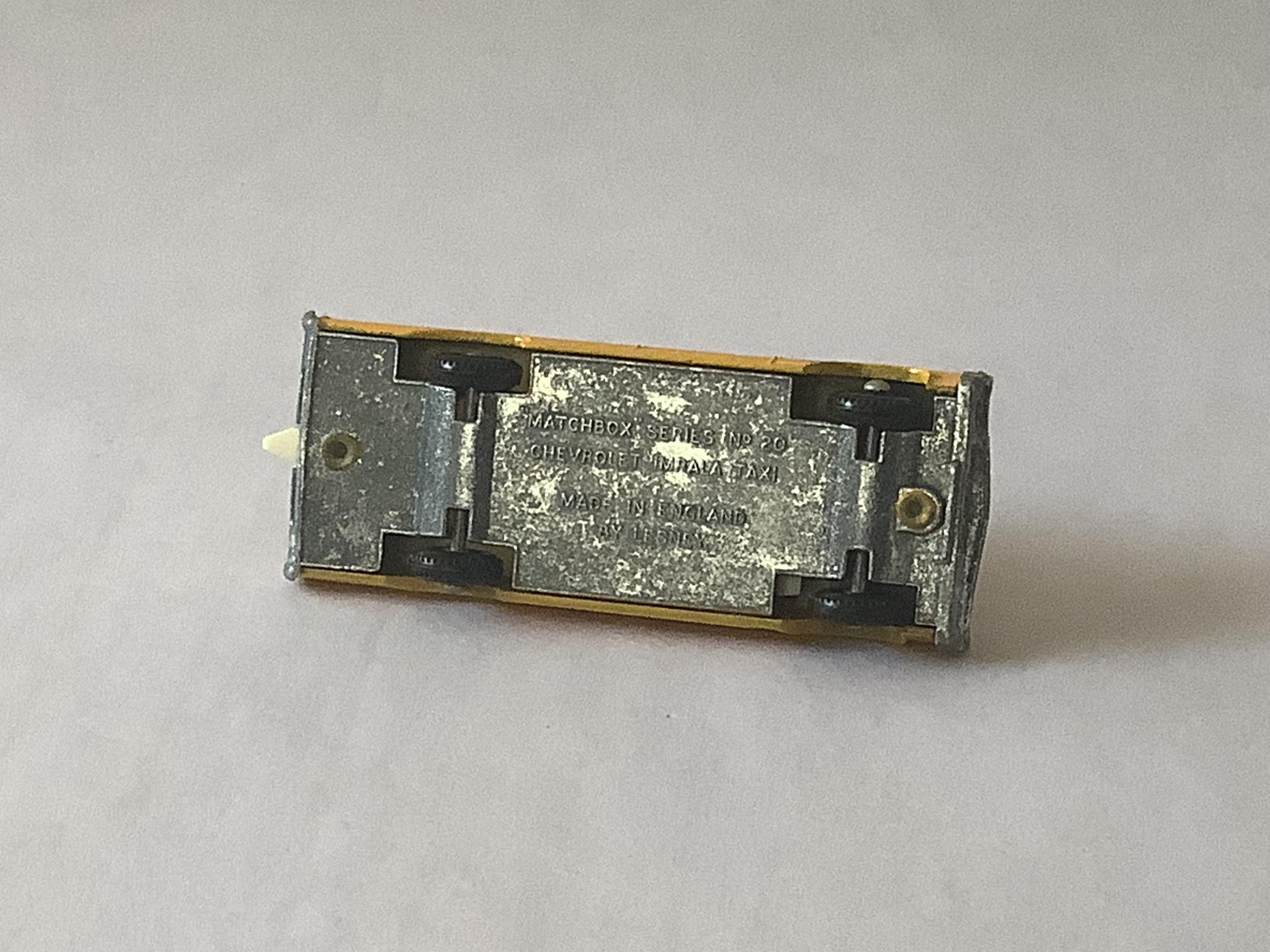 ヴィンテージ マッチボックス シリーズ No.20 インパラ タクシー