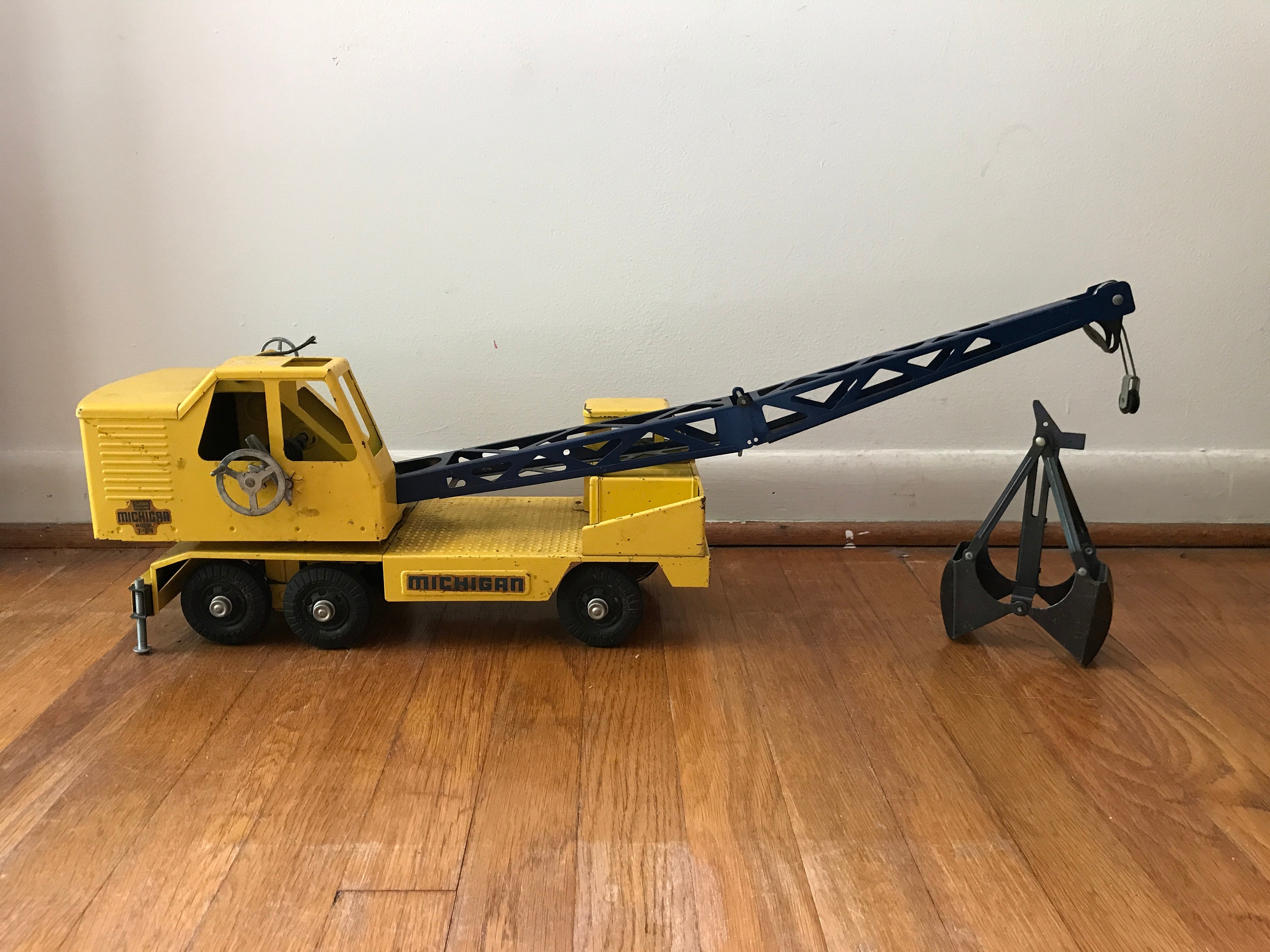 Michigan Toy Craneitem Live Obituaries - t4uvwb9