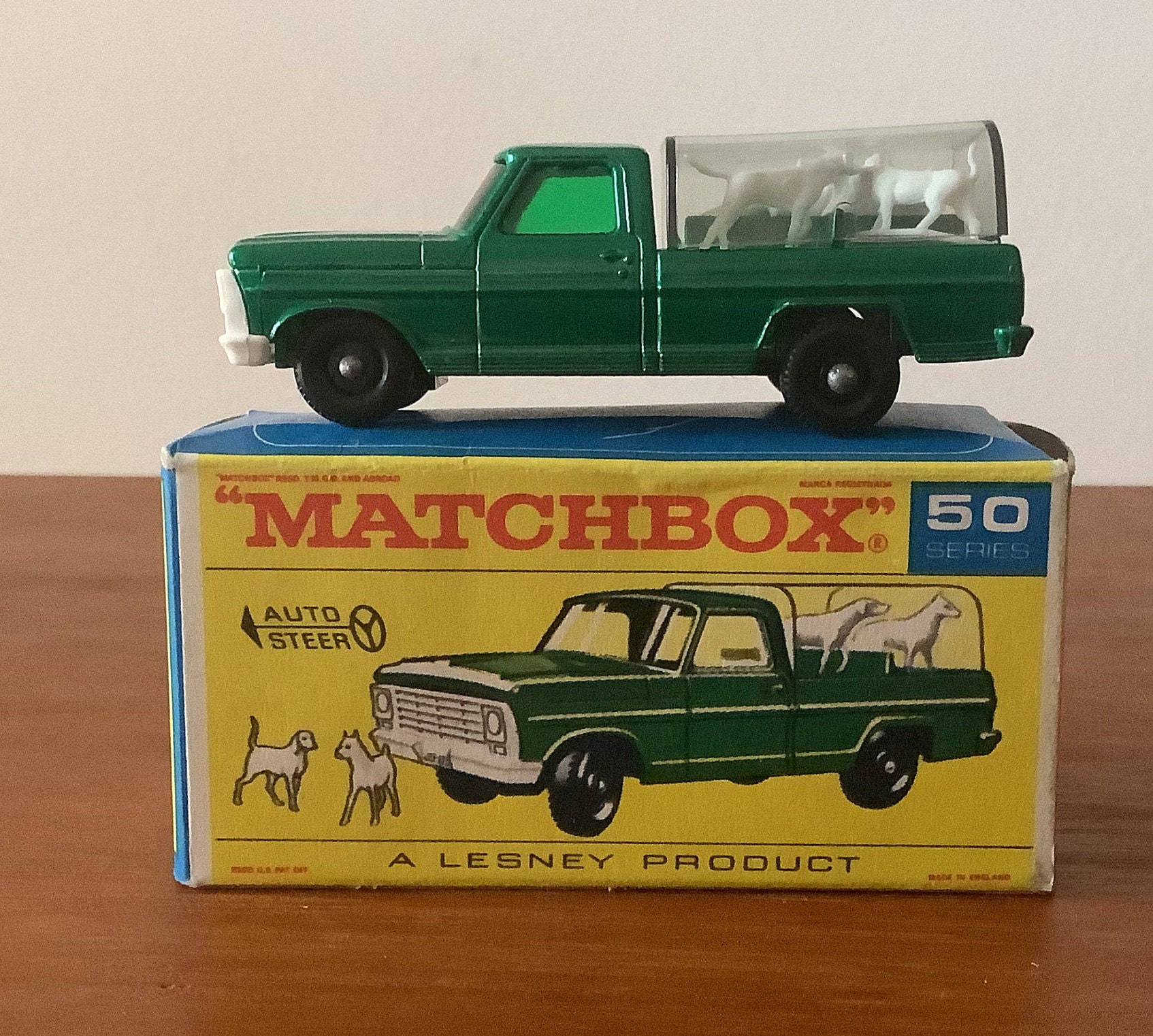Vintage Lesney Matchbox Series No.50 Green Ford Kennel Truck