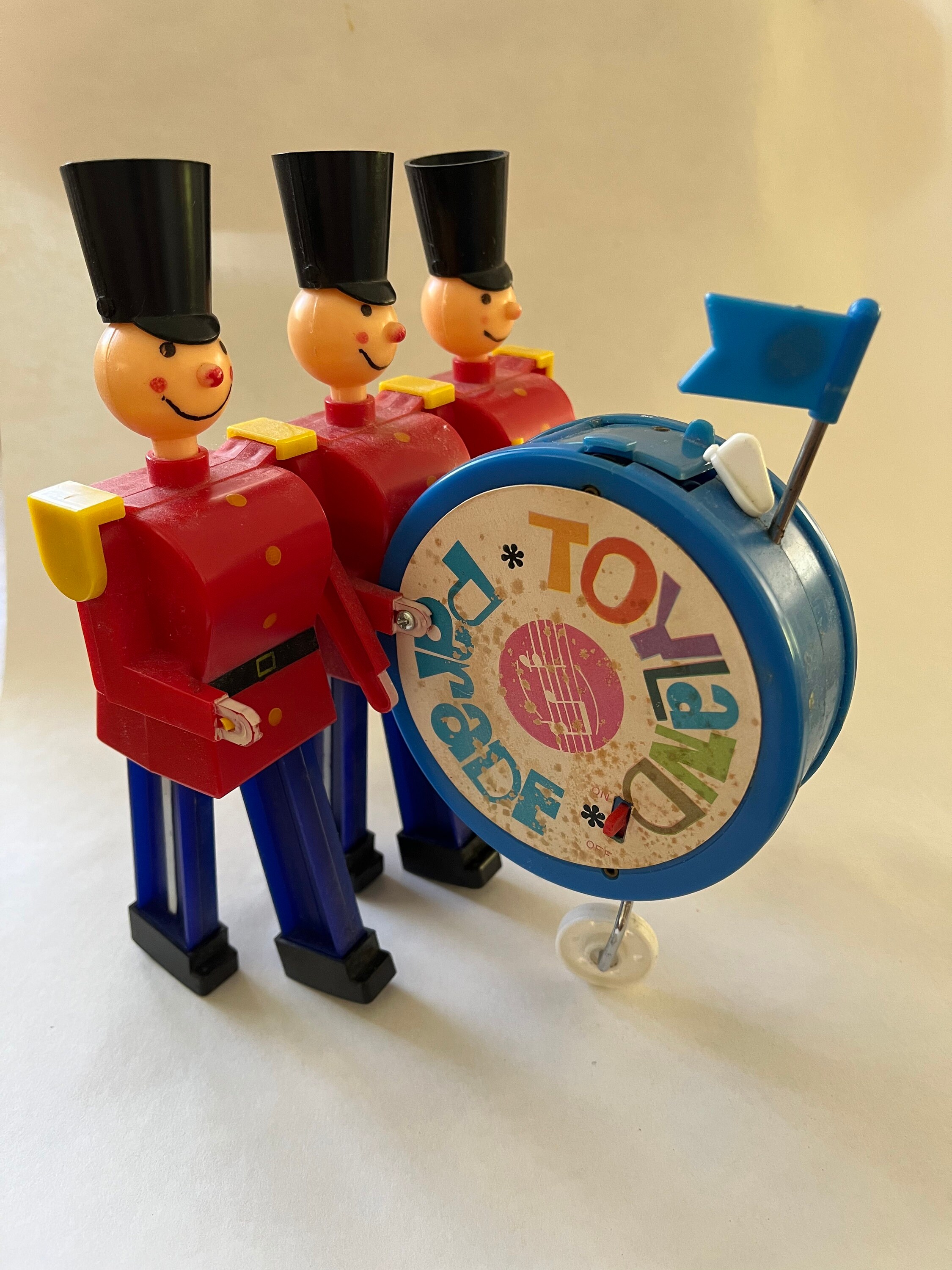 Toyland Parade Marching Soldiers Battery Operated Toy Etsy
