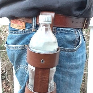 Leder Flaschenhalter Holster Gürtel getragen Flasche Halter Handmade Bild 8