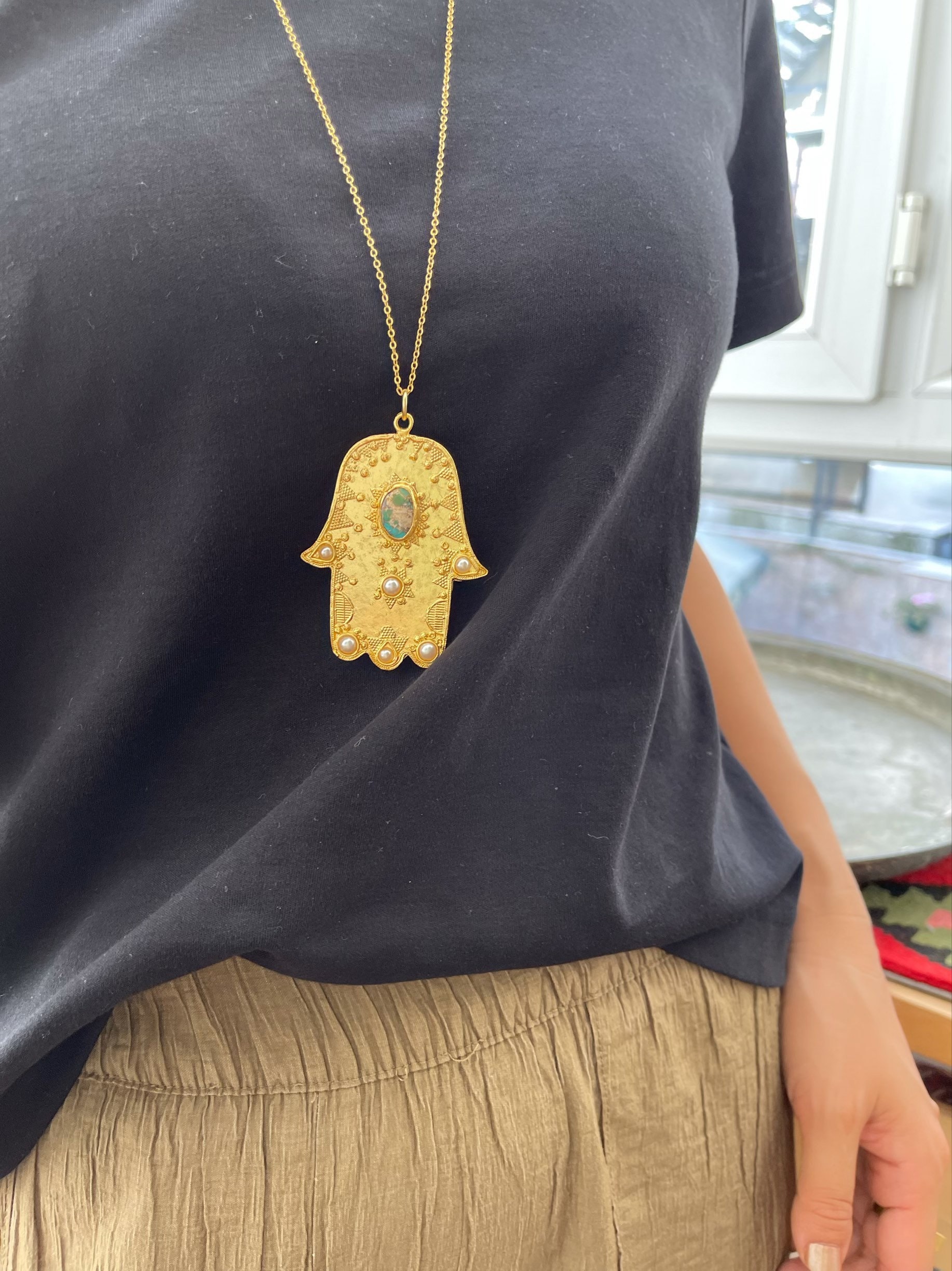 Collier Plaque Hamsa (main De Fatma) Plaqué Or 18 Carats - Neuf Sans Emballage, Marque Golden Gilt