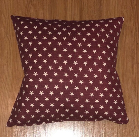 Red and White Stars Pillow Cover