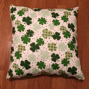 Shamrock Decorative Pillow Cover