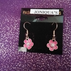 Flower earrings with nickel free wires