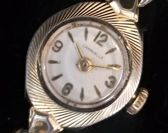 Vintage Ladies Caravelle by Bulova Złoty Zegarek