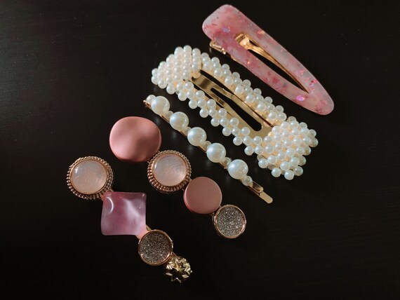 Luxe Faux Pink Pearl Romantic Hair Clip Set Amazon.com : Teyglen 6pcs Crystal Pearl Bridal Hair Pins  main image 2