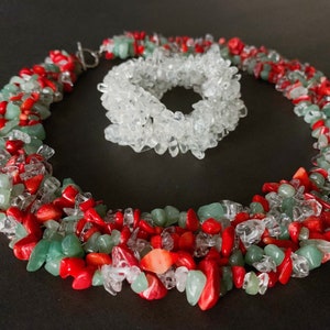 Red White And Green Quartz Necklace and Bracelet Set, Chip Beaded Jewelry Set, Gemstone,Handmade, Holiday, Christmas Gift for Women