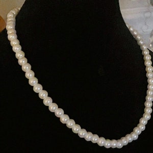 Elegant Single Stranded Glass Pearl Necklace, Handmade Bridal/Wedding Jewelry, Beaded Necklace, Necklace for Special Occassion, Gift For Her