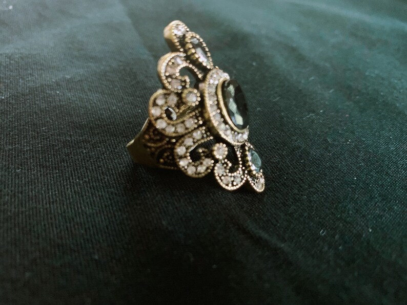 Indian Turkish jewelry Ethnic Ring For Women Bijoux Femme Black cocktail ring Resin Carved Ring with crystal rhinestones Size 10