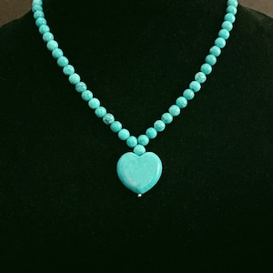Blue Howlite Bead Necklace with Heart Pendant, Handmade, Gemstone, Collar, Choker Necklace, Statement Jewelry for Women, Gift