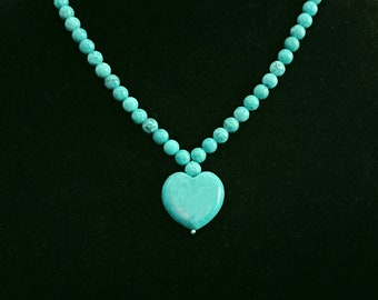 Blue Howlite Bead Necklace with Heart Pendant, Handmade, Gemstone, Collar, Choker Necklace, Statement Jewelry for Women, Gift