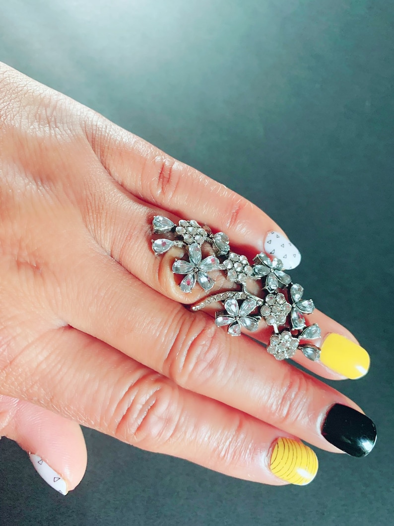 Antique Silver Ring for Women Statement Ring Size 8 Fashion Jewelry Large Full Crystal Flower Ring