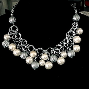 Matte Silver and Faux Pearl Bib Necklace, Fashion Necklace for Women, Collar Necklace, Statement Jewelry, Gift for Her