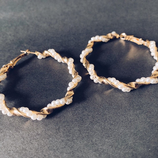 Gold-color Big Loop Hoop Earring with  Imitation Pearl Beads l, Women's  Hoop earrings, Statement Earrings, Gold, White