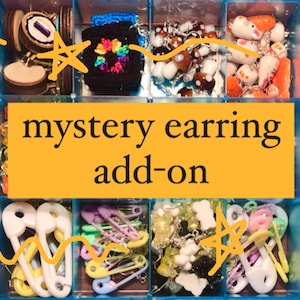 Paire de boucles d'oreilles mystère : accessoire, sac à main, aléatoire, boucles d'oreilles étranges, original, tendance, cool, génération Z, cadeau surprise, génial