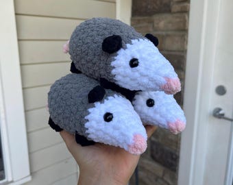 Peluche de zarigüeya / Gato de basura de peluche de ganchillo Amigurumi