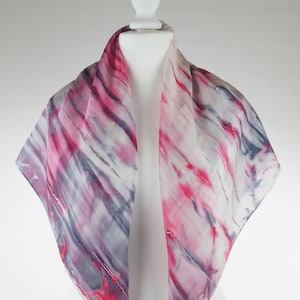 Foulard en soie carré, foulard rouge gris, foulard en soie rouge, foulard en soie grise, foulard blanc, foulard teint à la main, foulard en soie, foulard fait main, cadeau pour elle