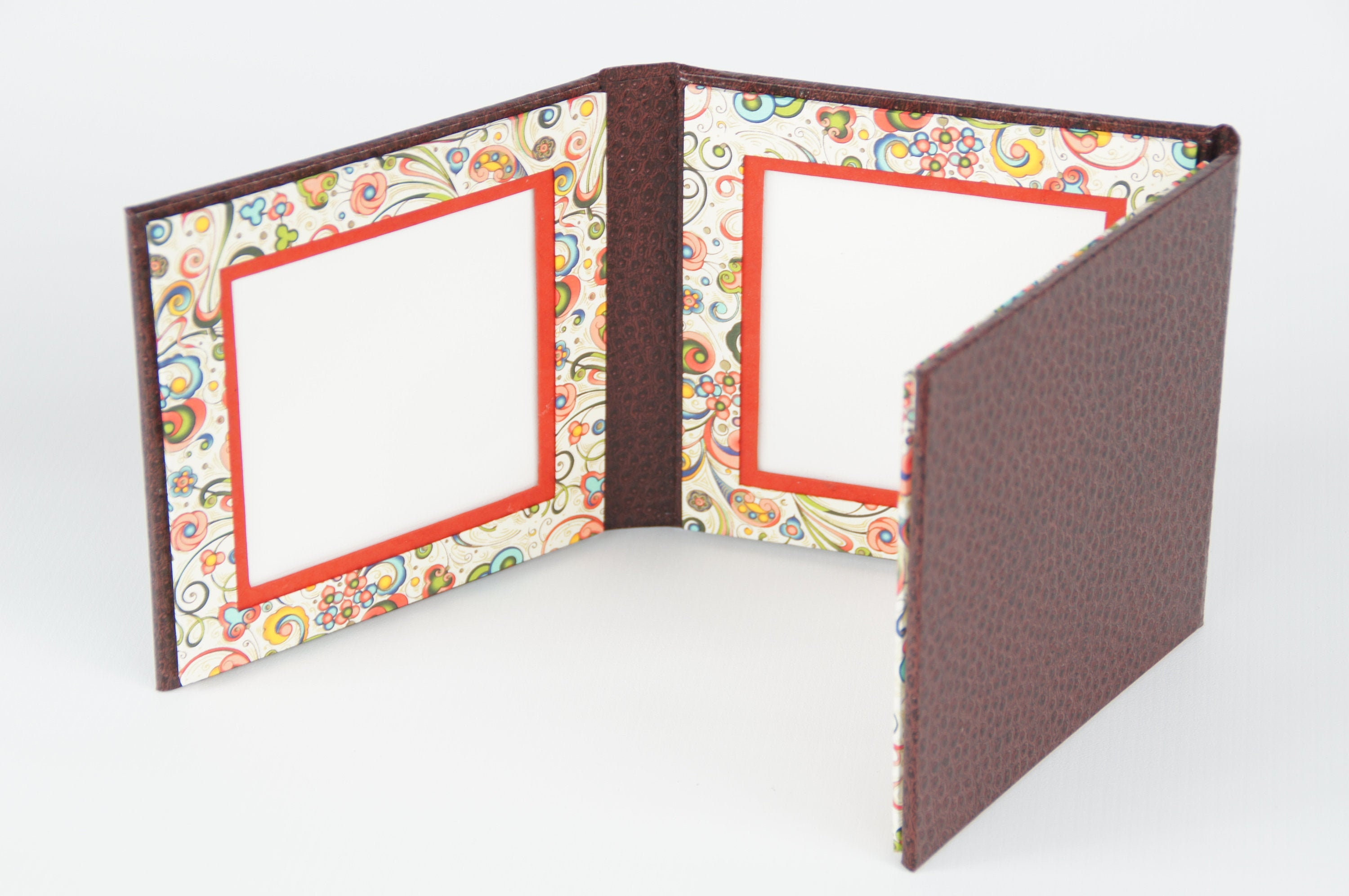 Cadre Photo en Carton Brun Foncé Rouge Fait à La Main, Triptyque Autoportant, Cadeau Pour Lui