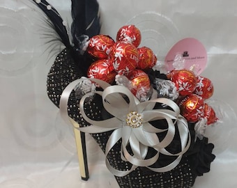 Luxury Heel Creation Lindt Lindor Chocolates Bouquet - Black Sweet Gift Hamper