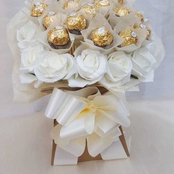 Chocolates Bouquet Ferrero Rocher Oro & Crema - Dulce Regalo Cesta