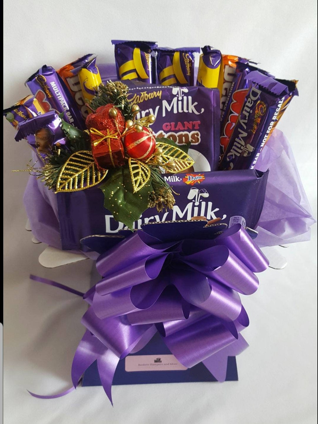 Cadbury gift hamper discount
