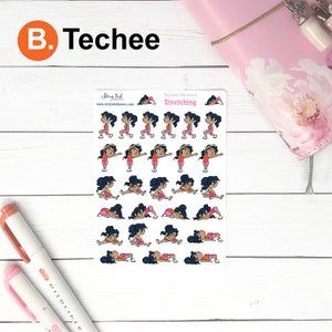Pu&ograve; includere: Un foglio di adesivi raffiguranti una donna dei cartoni animati in varie pose di stretching. Gli adesivi sono etichettati "Teechee's Workout Stretching" e includono il testo "Story Ink Studio". Gli adesivi sono su sfondo bianco.