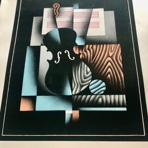 Puede incluir: Un póster en blanco y negro con un diseño abstracto geométrico de un violín, notas musicales y una textura de madera. El póster se titula "AVATI" e incluye el texto "GRAVURES A LA MANIÈRE NOIRE EN COULEURS".