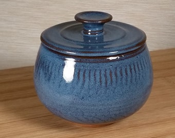 Jar with Lid ( 12 oz, 354 ml ), Ceramic Handmade Stoneware Pottery #51046