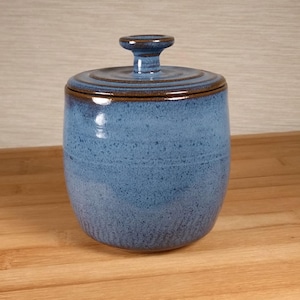 Jar with Lid, ( 10 oz, 295 ml ), Ceramic Handmade Stoneware Pottery #51061