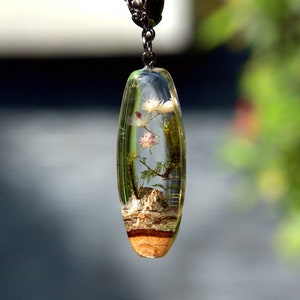 Make a wish necklaces for women. Dandelion in resin pendant necklace. Wood resin jewelry handmade. Epoxy wood art. Unique gifts for her