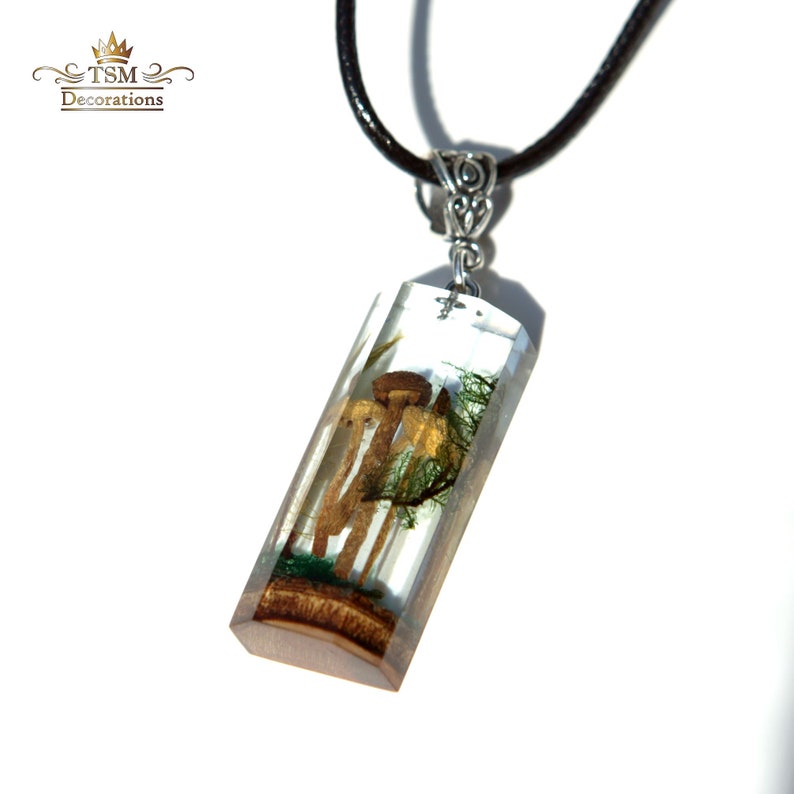 Mushroom crystal Pendant necklace. Crystal terrarium necklace. 3d resin art gift for women. image 4