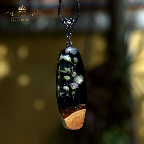 Wood Resin Pendant Necklace Epoxy Resin Art Jewelry Dandelion Etsy