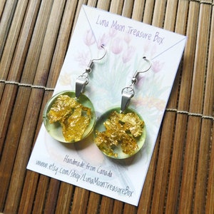 Gold Foil Clear Transparent Light Green Round Circle Shape Epoxy Resin Dangle Earrings Silver Ear Wire [RE-006]