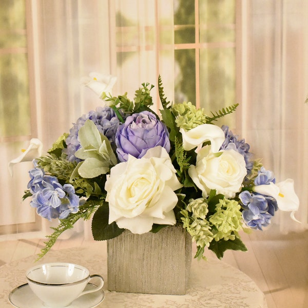 Hydrangeas in Vase - Etsy
