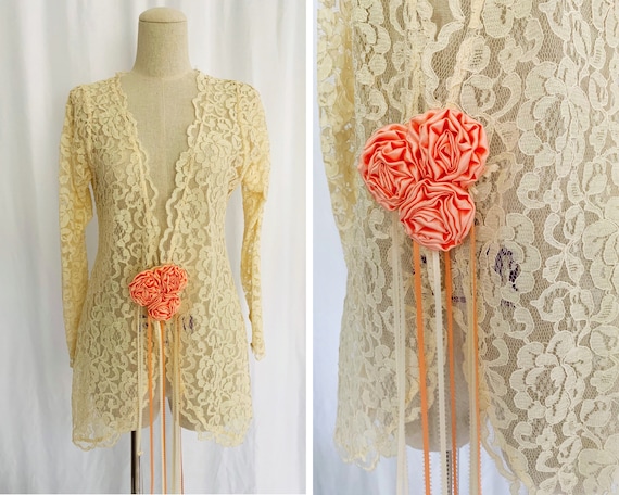 40s Small Lace Jacket With Rosette Closure