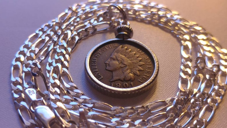 High grade 1901 American Indian head penny pendant on an image 1