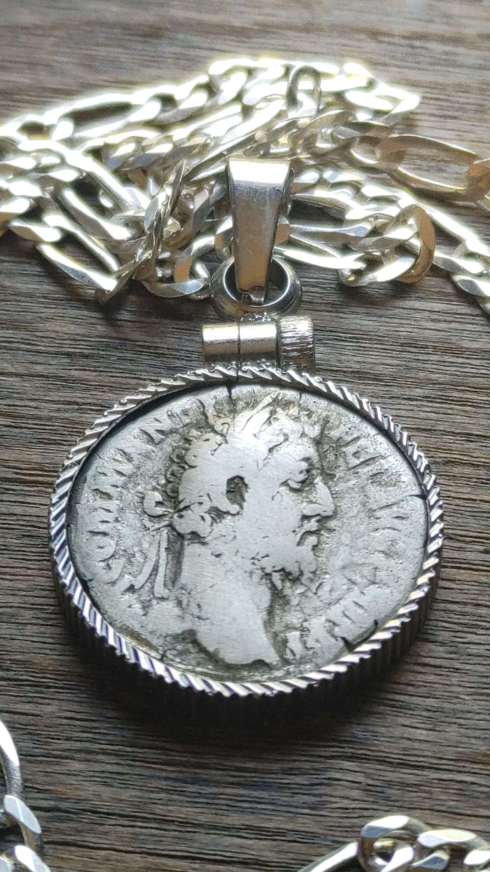 正真正銘のオリジナル、西暦177～192年ローマ皇帝コンモドゥスの銀貨